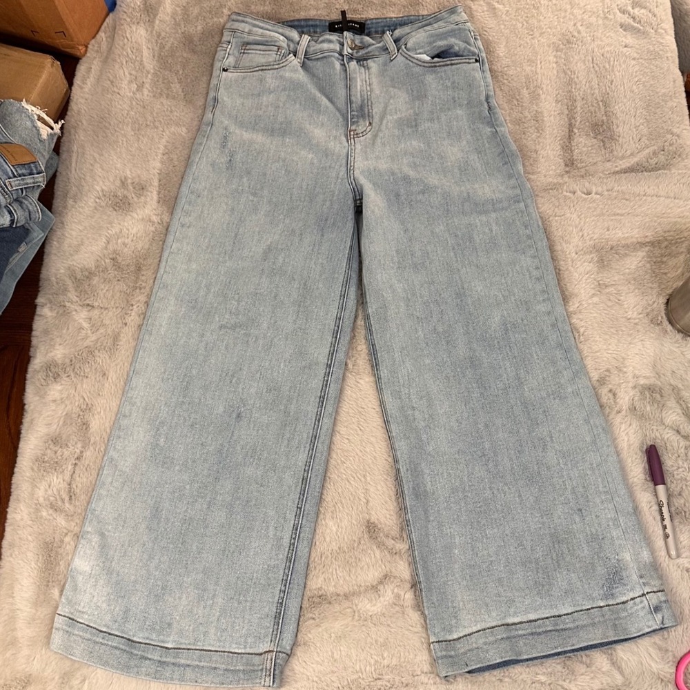 Risen Jeans Womens 13/31 Light Wash Wide Leg Cropped High Rise Stretch Denim - Picture 3 of 7